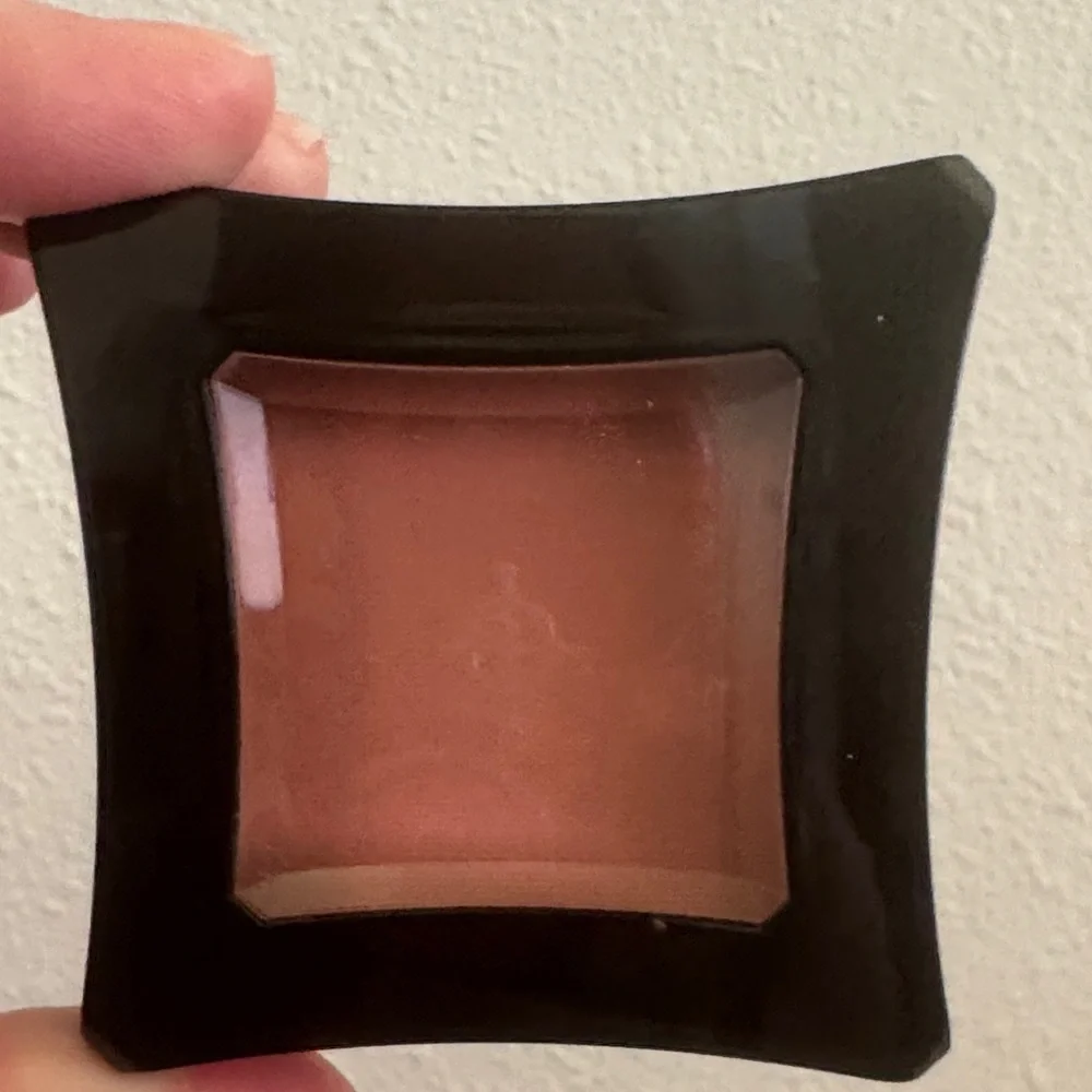Illamasqua Powder Blusher in Lover NWT